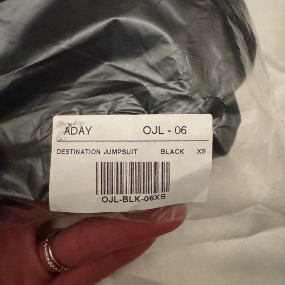 NWT ADAY Destination Jumpsuit Black XS - Stretch Convertible Cropped - Picture 4 of 10